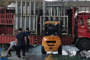 天氣再炎熱，也要按時(shí)發(fā)貨